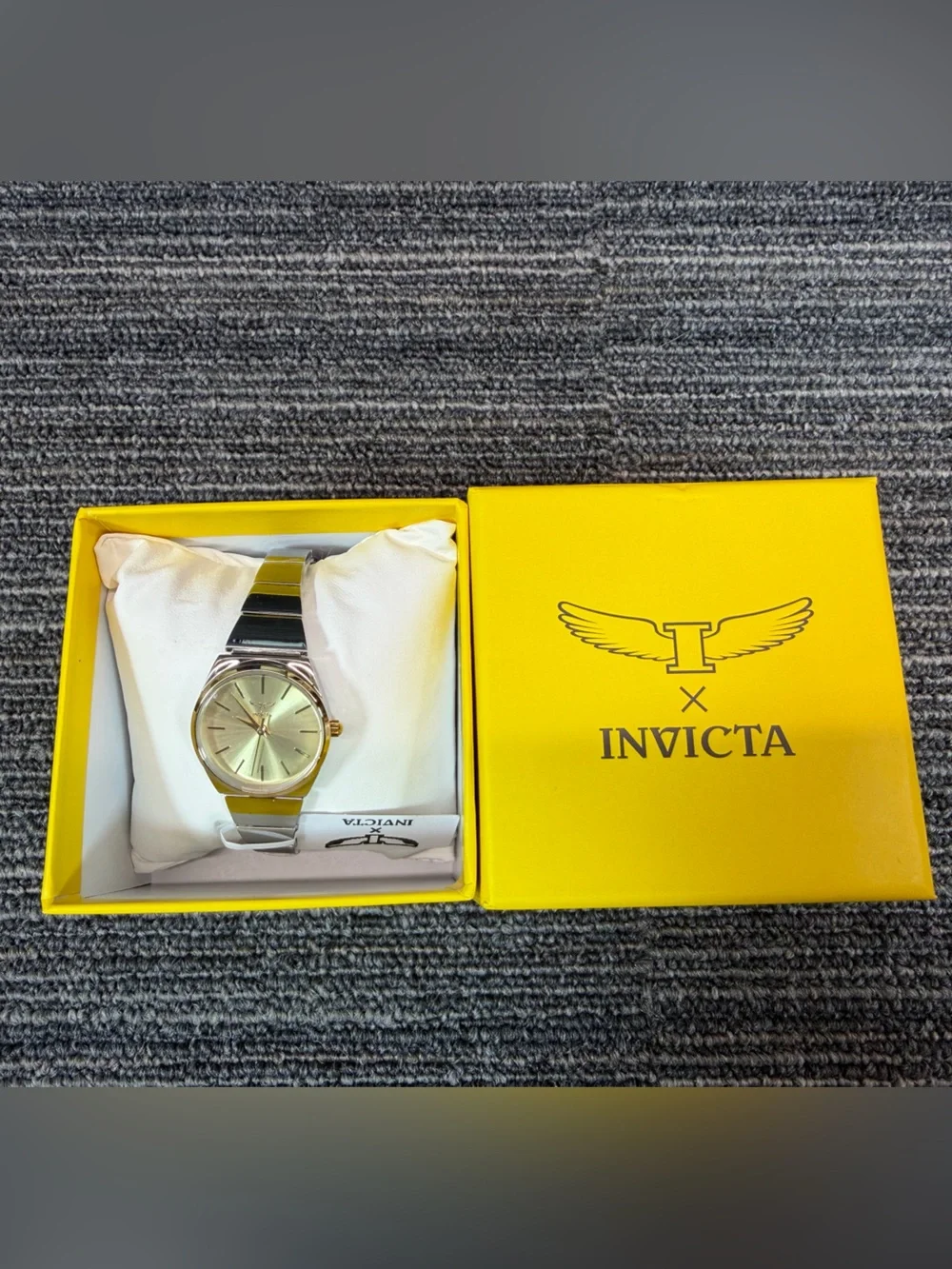Invicta Celestial Lady 28mm Gold Dial/Silver Bracelet 69045 New